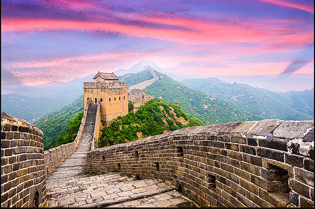 Keindahan Tembok Besar China Arsitektur Megah di Pegunungan